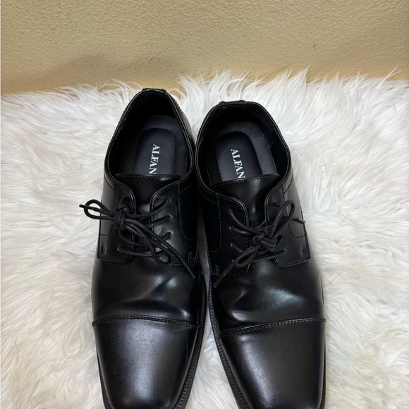 Alfani Men\'s Classic Black Oxfords main image 4